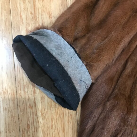 Vintage mink fur coat (size M, reddish brown), Goldstein's Birmingham, AL - Picture 10 of 11